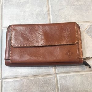 Patricia Nash wallet